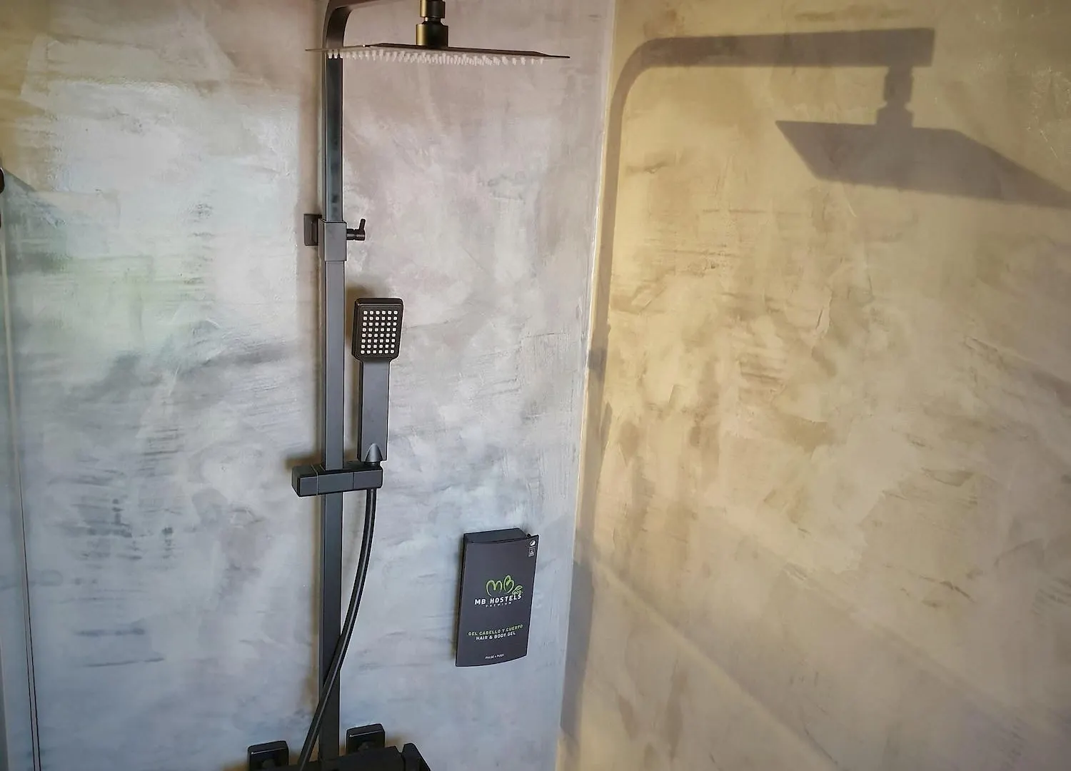 Mb Hostels Premium Eco - Adults Recommended نيرخا 2*,